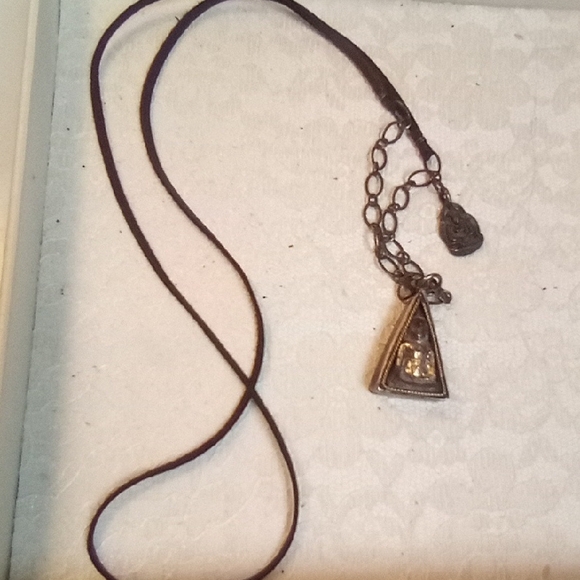 Elegant Silver Triangle Pendant Necklace - Picture 1 of 7